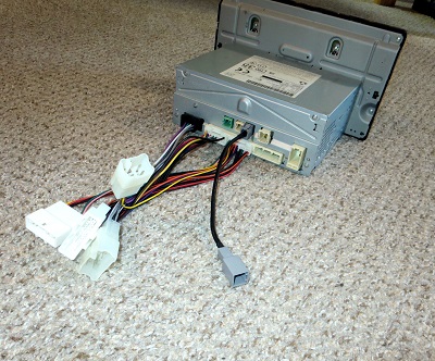 Swap a Carplay headunit into your Toyota